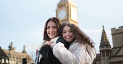 London: Private Landmark Tour with Professional Photographer - Queen Victoria Memorial: Your First Frame for Classic London Photos