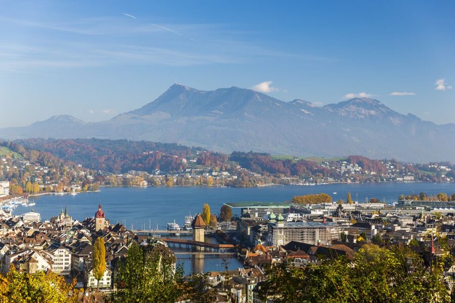 Lucerne: Photography Walking Tour - Lion Monument: turning emotion into a composed photograph