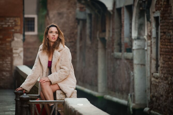 Luxurious Photoshoot in Venice - Private Time for Up to 5: Great for Couples, Families, and Small Trips