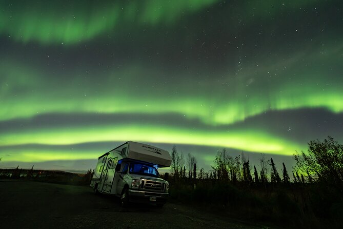 Luxury RV Small Group Aurora Chasing Tour with Photography - Should you book this RV aurora chasing tour?