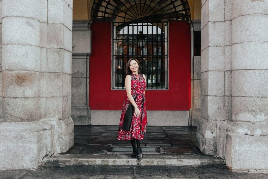 Madrid: Photoshoot in Plaza Mayor - Value for money in Madrid: why $77 per group can make sense