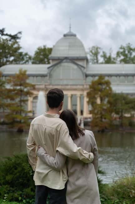 Madrid: Professional photoshoot in the Retiro park - How the photographer approach shows up in your final results