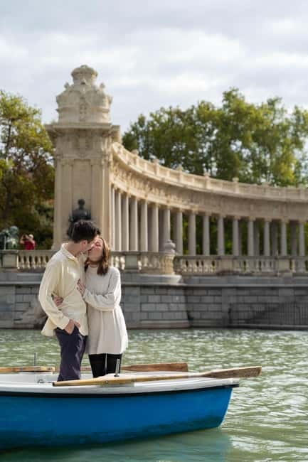 Madrid: Professional photoshoot in the Retiro park - Who this Retiro Park photoshoot suits best