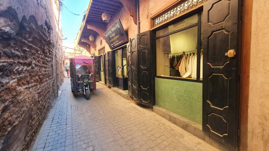 Marrakech Tuk-Tuk Tour with Photography Museum+Secret Garden - The gate-and-wall photo loop: Bab Agnaou to Seven Towers Square