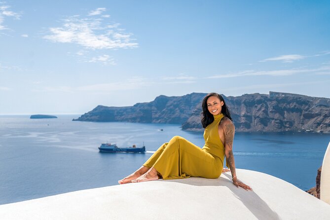 Memories of Santorini - Photoshoot in Oia - Why the photographer matters more than you think