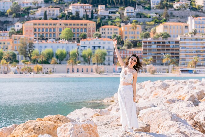 Menton Photo shoot with a Local Award Winning Photographer - Where the magic shows: color choice and simple outfit strategy