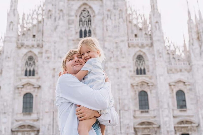 Milan: Photoshoot at the Cathedral - Value and What You’re Really Paying For ($61 Per Group)