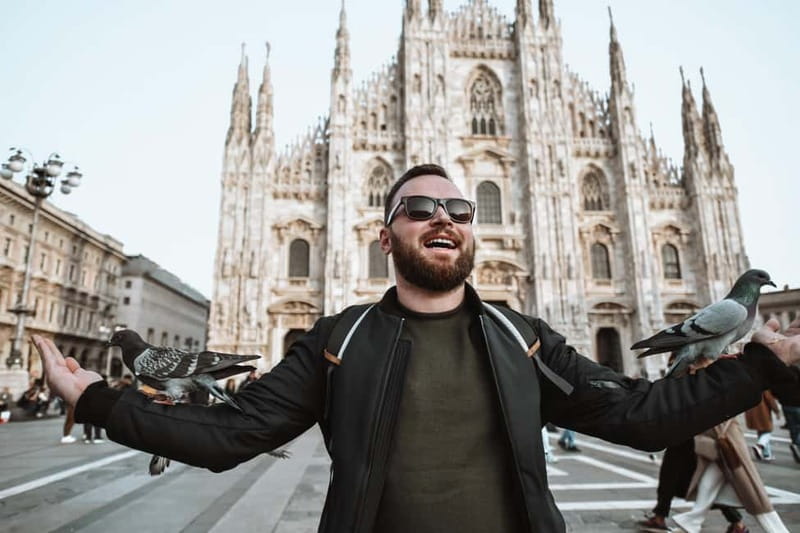 Milan: Photoshoot at the Cathedral - Cathedral Angles, Candid Moments, and Real Photo Variety