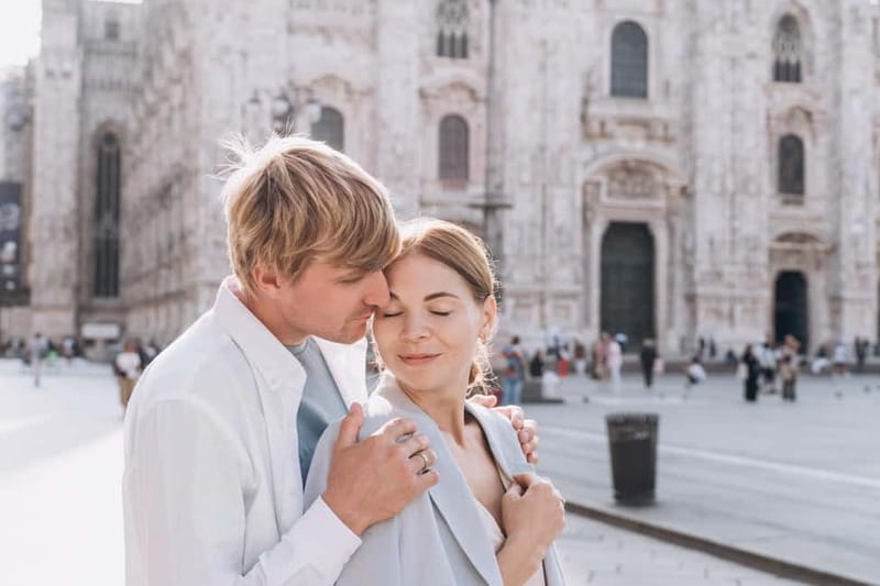 Milan: Photoshoot at the Cathedral - Piazza Mercanti and the Longer Routes That Make Your Gallery Feel Like Milan