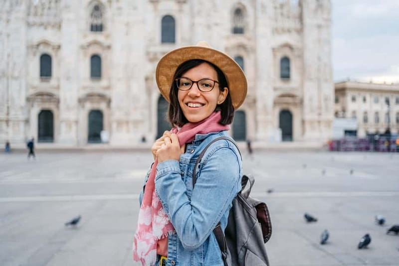 Milan: Photoshoot at the Cathedral - Timing Tips: Crowds, Sunrise, and Rain-Ready Shoots