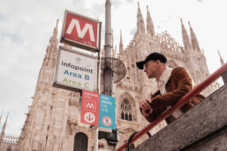 Milan: Private Photo Shoot Tour - The Human Side: Davide’s Style and How It Shows in the Results