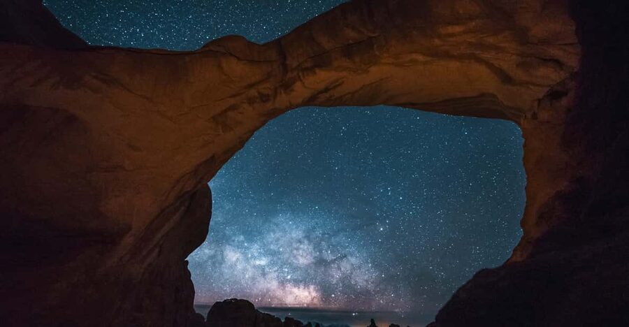 Moab: The Windows Astro-Photography and Stargazing Hike - Why the Milky Way looks so good at this time of night