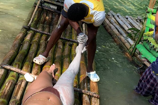 Montego Bay Bamboo Rafting Tour with Clear Kayak Photoshoot - Hip Strip stop: a practical 30 minutes for souvenirs and an easy break