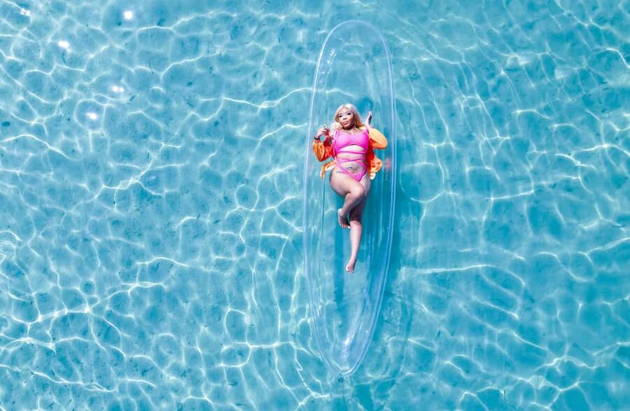 Montego Bay: Crystal Clear Kayak Drone singles Photo Shoot - Transparent Kayak + Drone Camera: The Core Idea