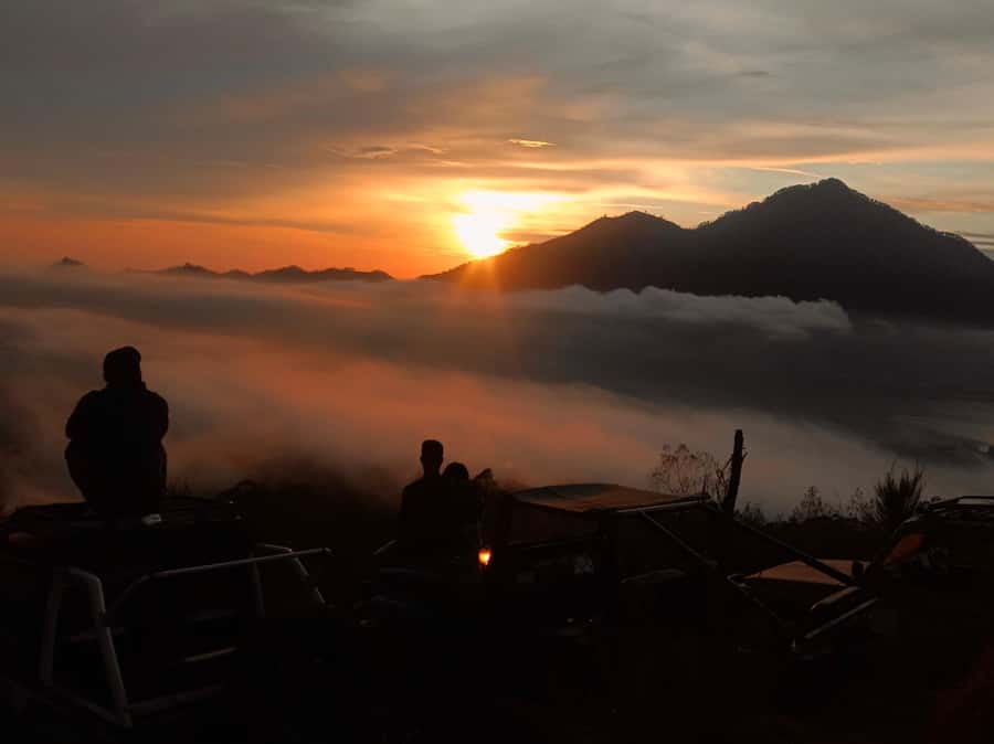 Mount Batur: Sunset/Sunrise 4WD Jeep Tour with Photographer - Black Lava and the Route Stops That Make the Story