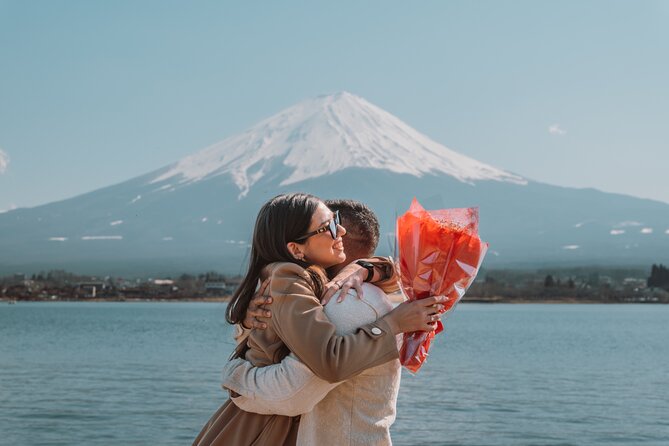 Mt. Fuji 2-Hour Photo Shoot with a Local Photographer-Kawaguchiko - Mt. Fuji at Lake Kawaguchiko: why a pro photo plan helps