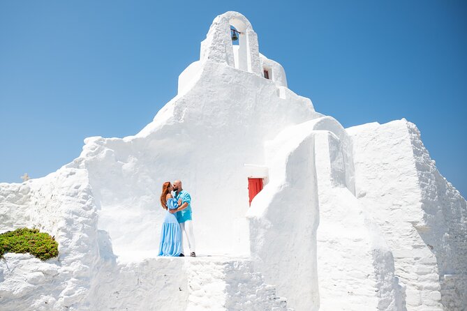 Mykonos Private Photoshoot - Windmills to Mykonos Town: why the start point matters