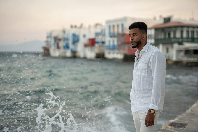 Mykonos Town Greece Photographer - A private Mykonos Town shoot: more than posing by famous spots