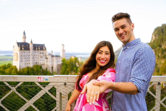 Neuschwanstein Castle Couple, Wedding & Portrait Photoshoot - Neuschwanstein in 90 Minutes: what this session is really for