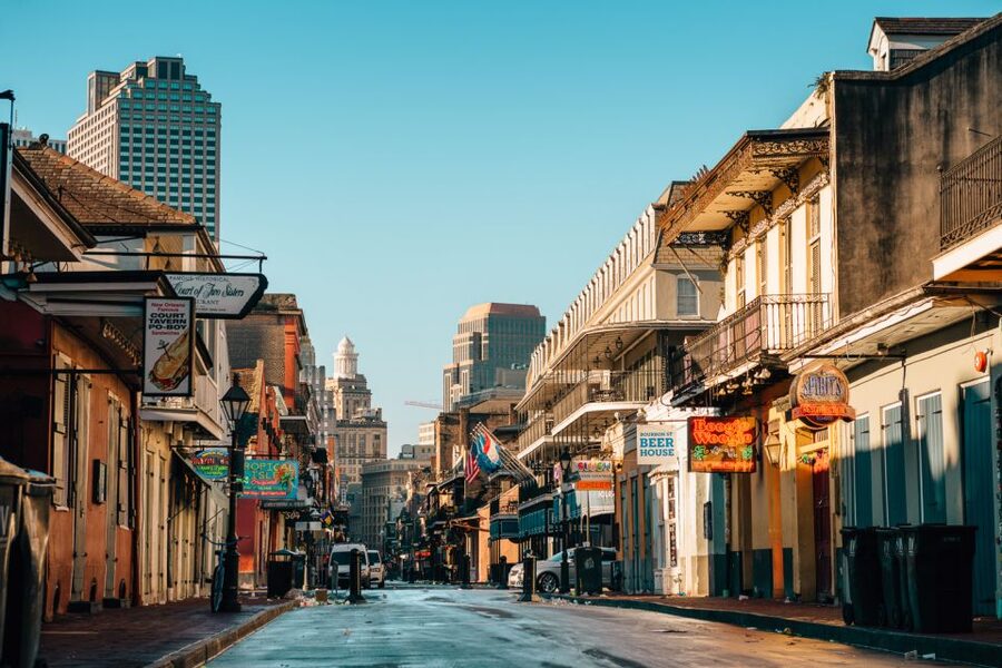 New Orleans: French Quarter Photo Shoot and Walking Tour - Practical Tips for a Smooth French Quarter Shoot