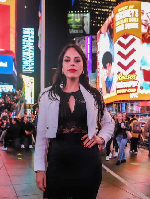 New York: 1-hour Photoshoot in Iconic Locations - Price and Value: Why $150 Can Make Sense in NYC