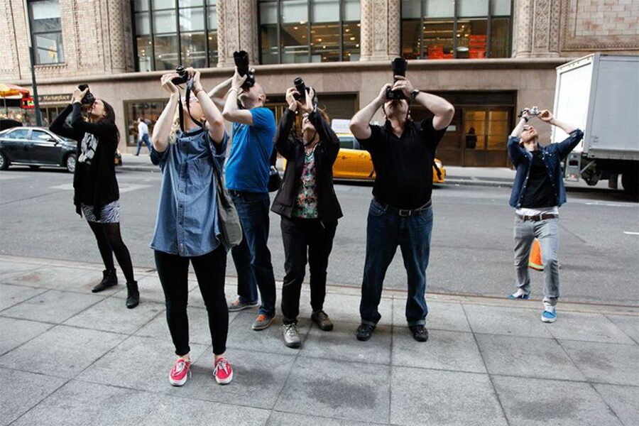 New York City’s Iconic Sights: 3-Hour Photography Tour - Meeting at 34th and Madison and getting moving fast