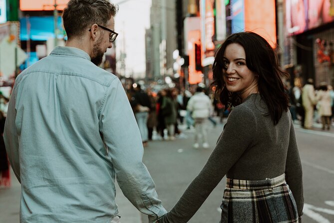 New York: Times Square Professional Photoshoot - Timing, Weather, and WhatsApp: The Small Rules That Keep It Smooth
