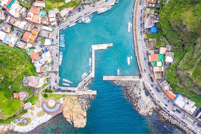 Northeast Coast Instagram Photo Tour in Keelung & New Taipei - Why this northeast coast photo route works for real photos