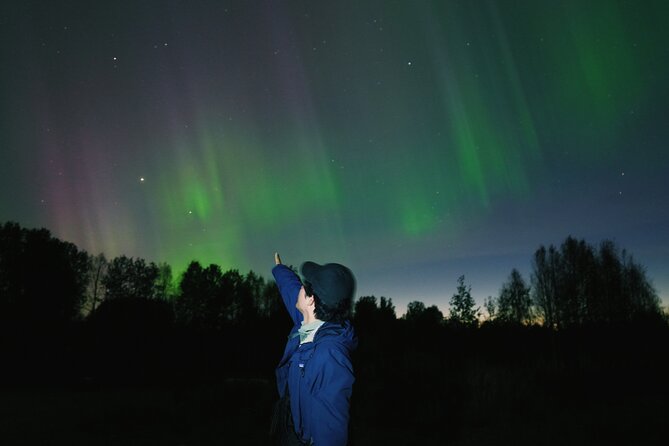 Northern lights hunting photo tour with bbq; small groups - Price and Value: What $102.58 Buys Beyond the Aurora