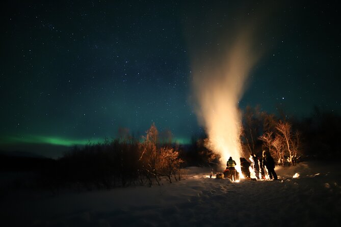 Northern lights photography tour - Photography coaching that helps you actually shoot the auroras