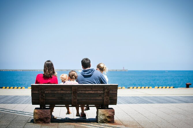 Noto peninsula 1 day/Photoshoot with professional photographer - Wajima Morning Market and Kiriko Art Museum: color, craft, and quick culture breaks