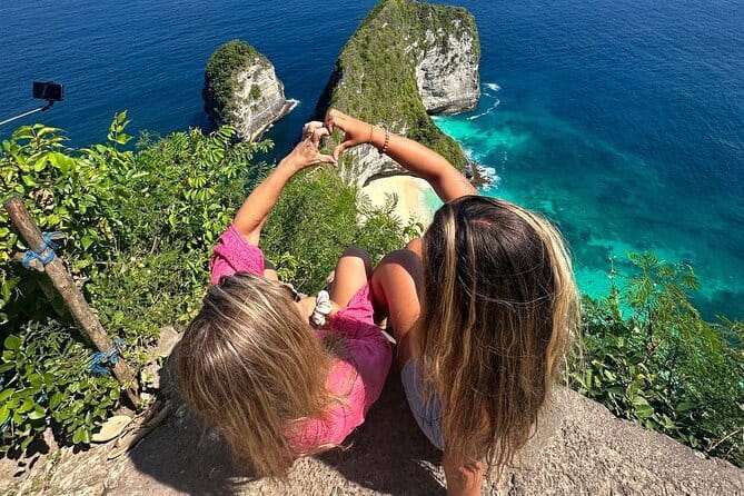 Nusa Penida Tour with Iconic Photography in Kelingking - Diamond Beach (Pantai Diamond): The Turquoise Cliff-and-Cove Look