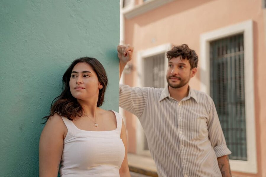 Old San Juan: Photoshoot Walking Tour - Colorful houses and “everyone enjoy yourselves” shots