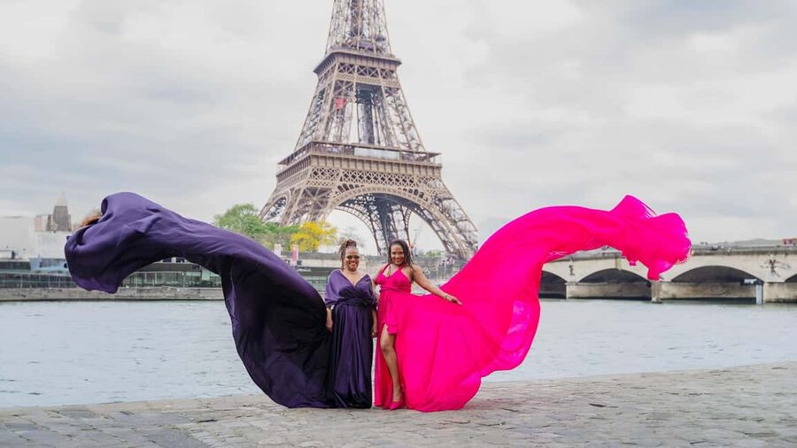 Paris: Eiffel Tower Flying-Dress Photoshoot jonadress - Weather, crowds, and where the open air can help or hurt