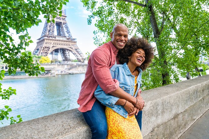 Paris: Eiffel Tower Photo Shoot - What the Photographer Experience Really Feels Like