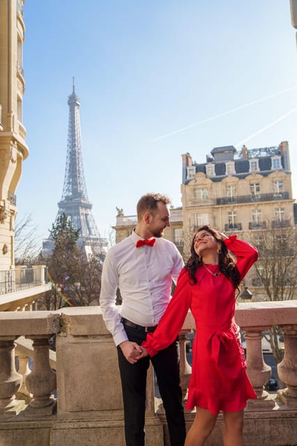 Paris: Eiffel Tower Photoshoot with a Professional - The retouching: polished, but aimed at realism