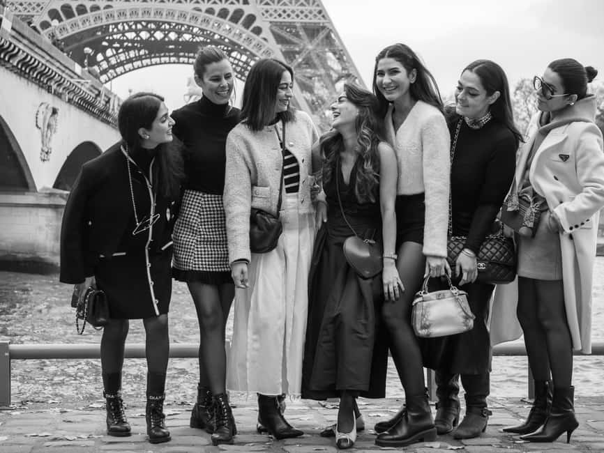 Paris: Eiffel Tower Private Photoshoot Experience - Why Pont de Bir Hakeim Gives Better Eiffel Tower Photos