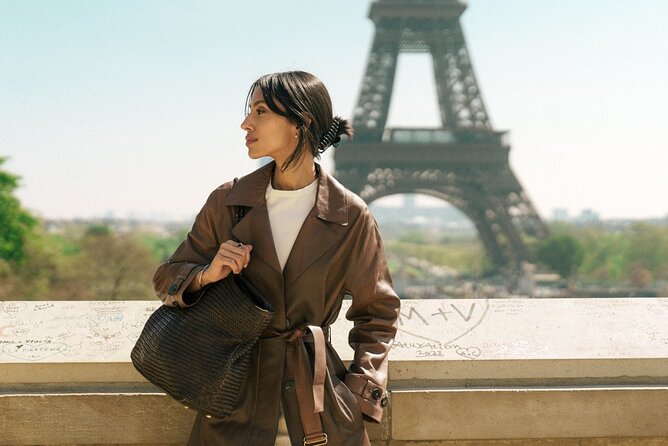Paris: Eiffel Tower Vintage Photoshoot - Key Things I’d Book For