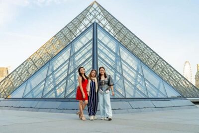 Paris: Louvre Photo Shoot - The Louvre Backdrop That Actually Works on Camera