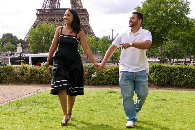 Paris Luxury Private Professional Photoshoot at the Eiffel Tower - What’s included, and what you’ll need to plan yourself
