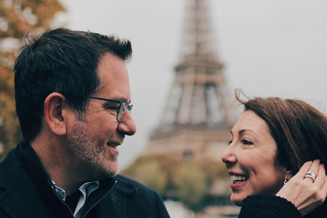 Paris Photographer: Exclusive Photoshoot with Private Car - Hotel pickup and private car: the comfort factor you’ll feel