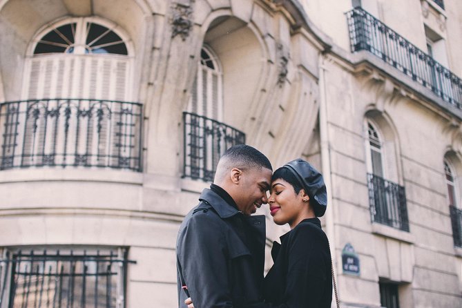 Paris Photographer: Secret Spots Photoshoot - Stop 3: Palais Royal Garden and the Buren Columns for Calm, Stylish Photos