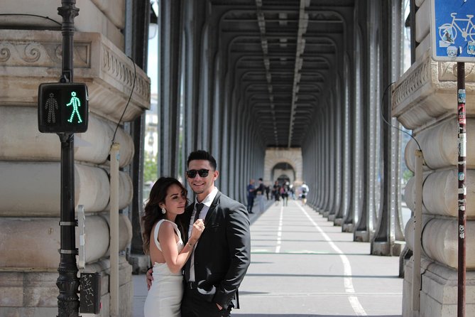 Paris Photographer: Secret Spots Photoshoot - Posing Help That Actually Changes the Results