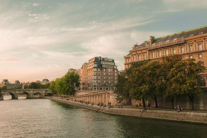 Paris Photography Tour - Self Guided Tour of Paris' Top Instagram Spots - Logistics that can make or break your experience