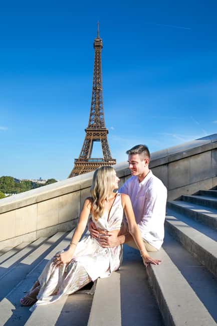 Paris: Photoshoot Around Eiffel Tower with 55 Edited Photos - How the 1-hour Eiffel shoot actually works