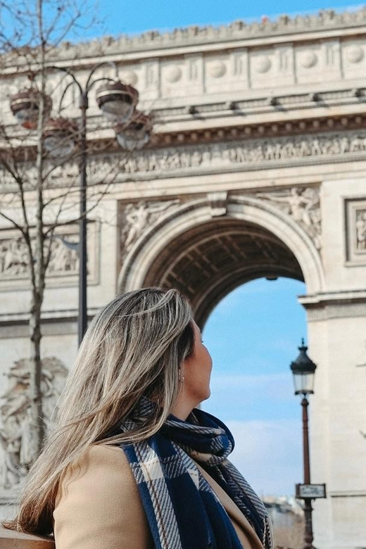 Paris: Photoshoot at the Eiffel Tower / Arc de Triomphe - What You Actually Get: Edited High-Definition Downloads to Your Device