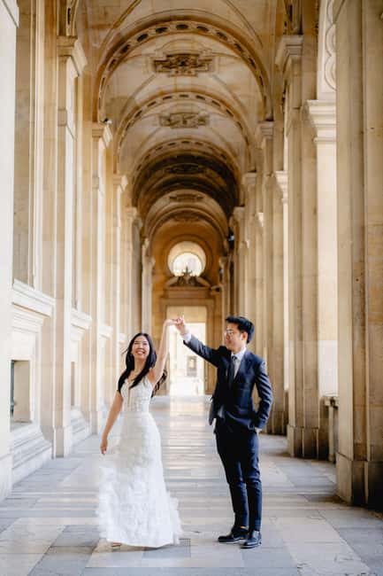 Paris: Premium Professional Photo Shoot - The One-Hour Shoot: How the Session Actually Flows