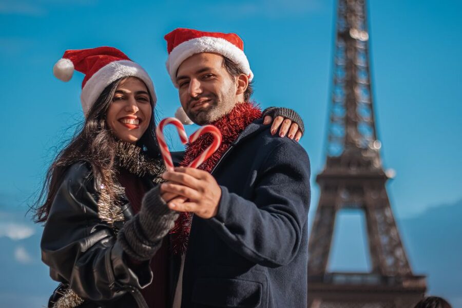 Paris: Private Christmas Photoshoot with Props - Who This Photoshoot Is Best For (and Who Might Skip It)