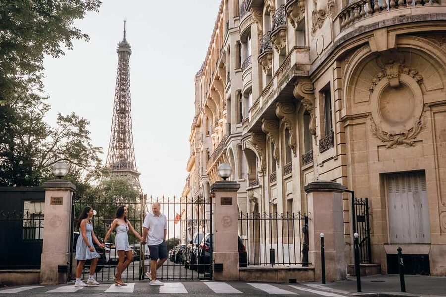 Paris: Private Eiffel Tower Photoshoot for Couples & Family - Avenue de Camoens: The Paris Streets That Feel Like Real Life