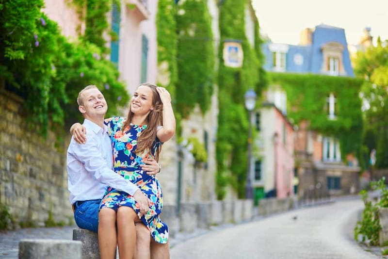 Paris: Private Montmartre Photoshoot with Parisian Charm - Key highlights you’ll feel immediately